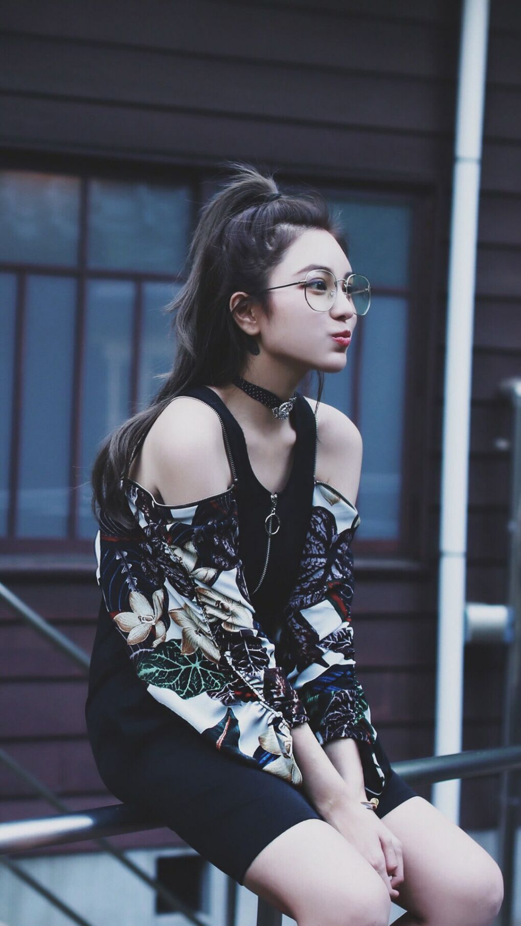 kaiyun 开云体育-“漂移大师：弯道中的极速舞蹈”，漂移过弯教学